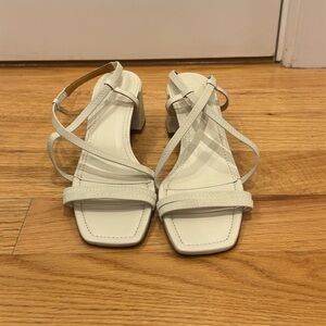 NWOB Sezane Pernille White Minimalist Strappy Sandals with Ankle Strap
